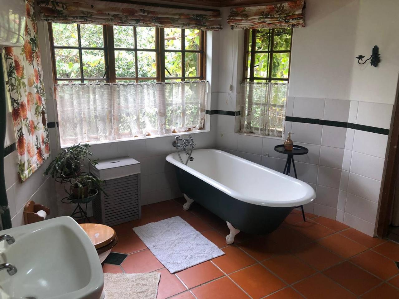 Cherbury Winterton Ngoại thất bức ảnh